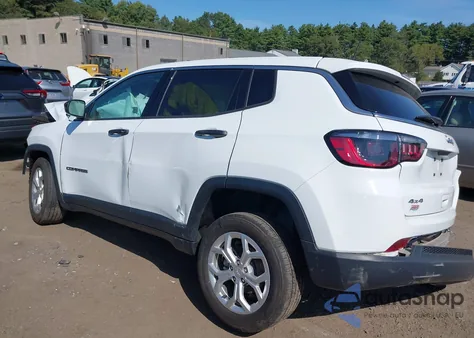 2024 Jeep Compass Sport 4X4 из США, поврежденный, VIN 3C4NJDAN5RT135429